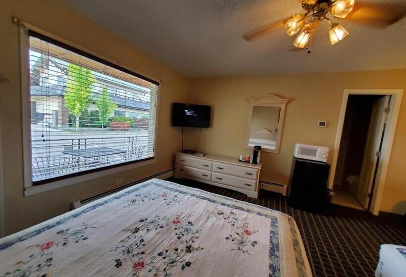 غرفة قياسية, Three Forks Lewis & Clark Motel