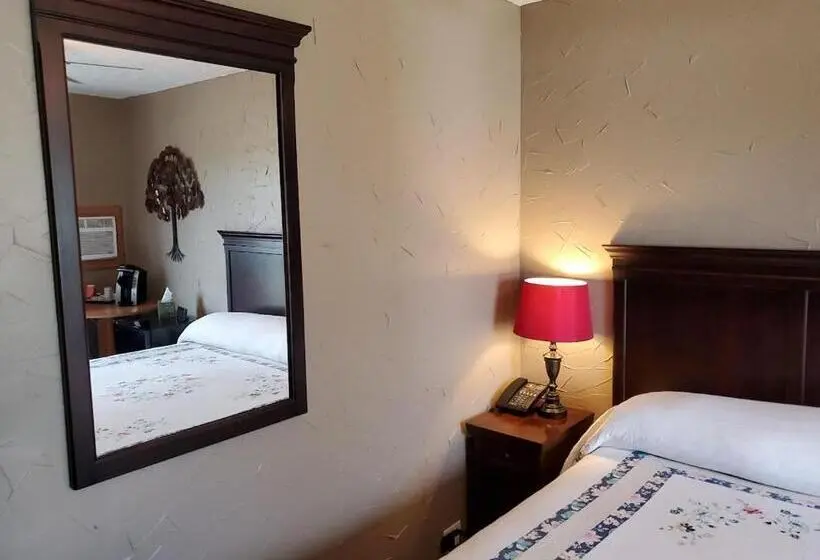 Standard-huone King-vuode, Three Forks Lewis & Clark Motel