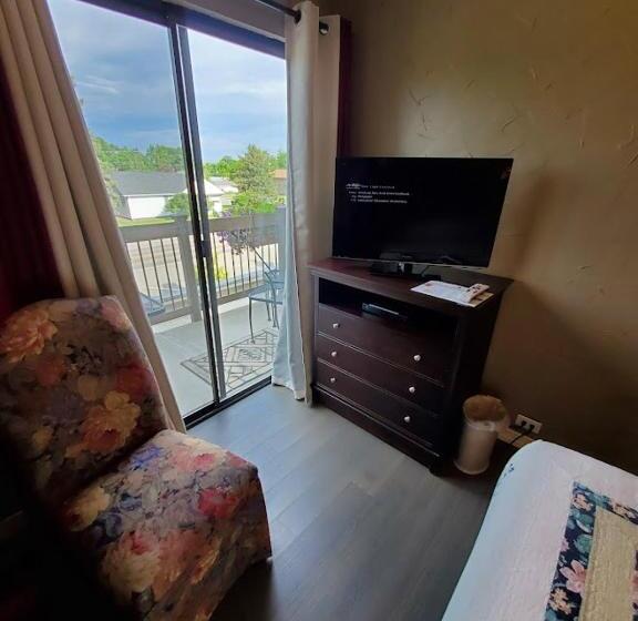 غرفة قياسية سرير كينج, Three Forks Lewis & Clark Motel