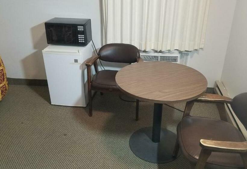 غرفة قياسية, Amber Inn Motel