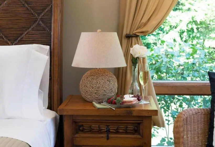 Deluxe-huone Poreallas, Abbey's Lantern Hill Inn