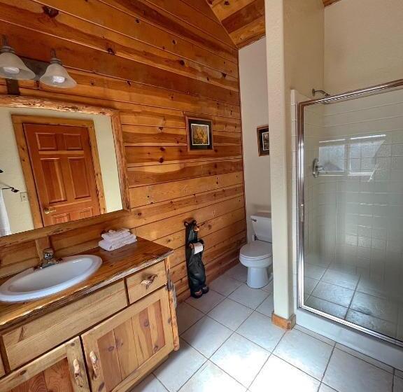 בית, חדר שינה 1, Alaskan Inn