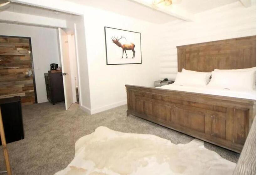 חדר סטנדרט עם מיטת קינג, Alaskan Inn