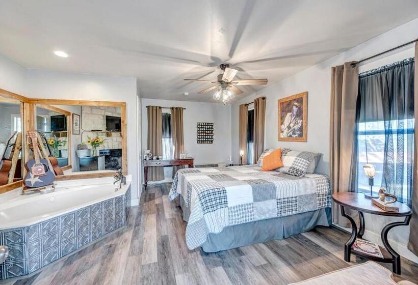 חדר סטנדרט עם ג'קוזי, Full Moon Inn