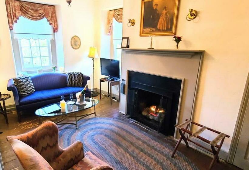 סוויטה, General Warren