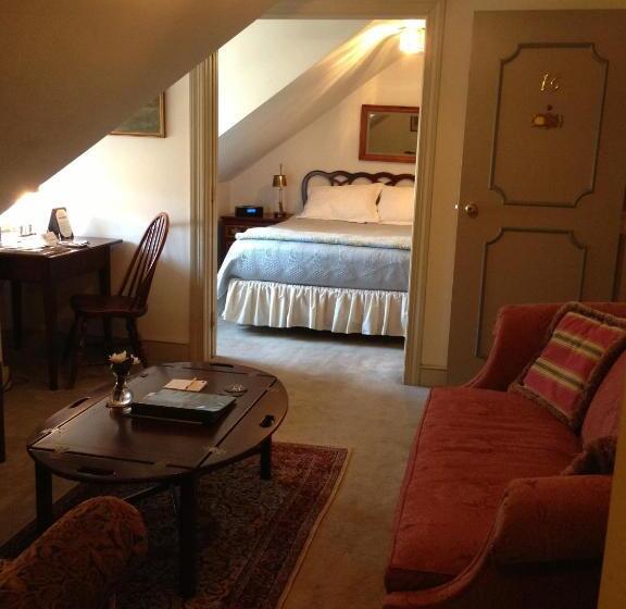 סוויטה, General Warren