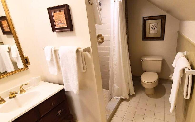 סוויטה, General Warren