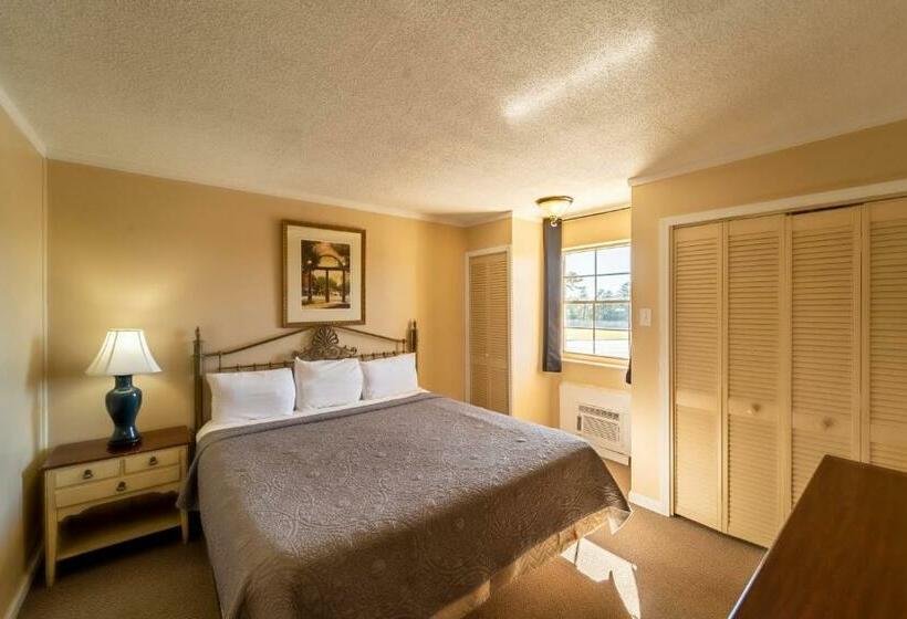 جناح سرير كينج, Dothan National Golf Club And