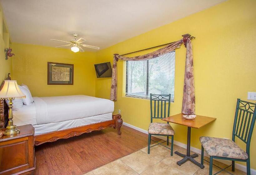 带大床的豪华间, My Place Suites