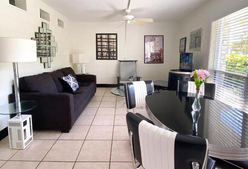 스위트 킹사이즈 침대, South Beach Place  Vero Beach