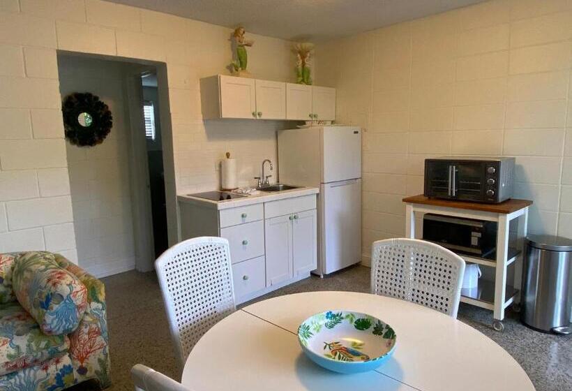 스위트 킹사이즈 침대, South Beach Place  Vero Beach