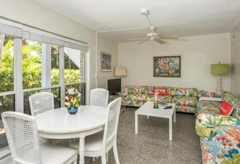 스위트 킹사이즈 침대, South Beach Place  Vero Beach