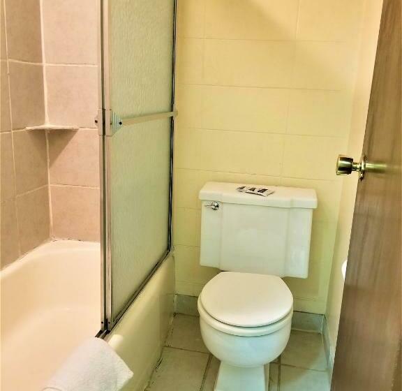 غرفة قياسية, Town House Motor Inn