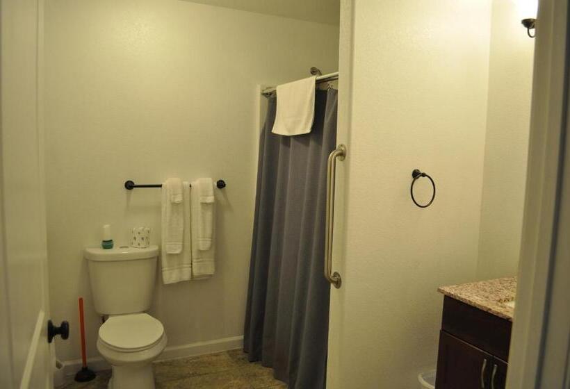 キングサイズベッドのスタンダードルーム, K7 Bed And Breakfast