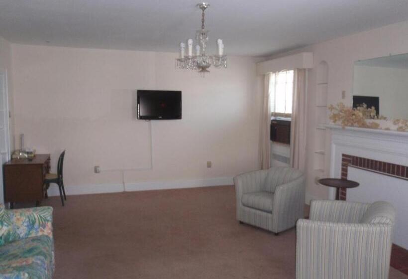 带3个卧室的公寓, Majestic Hotel & Apartments