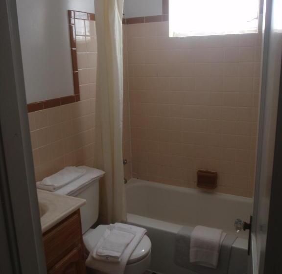 带3个卧室的公寓, Majestic Hotel & Apartments