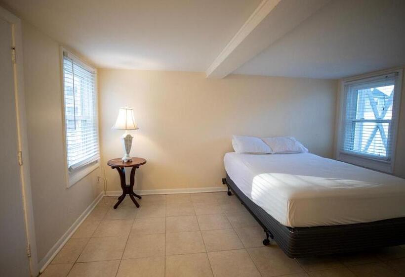 标准工作室, Majestic Hotel & Apartments