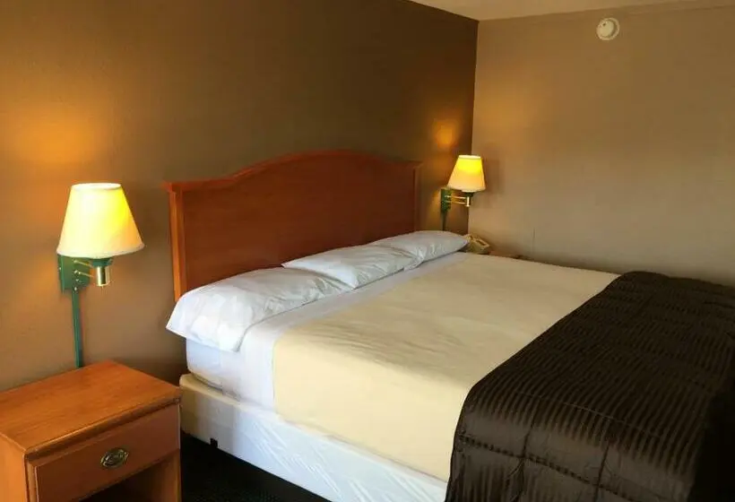 キングサイズベッドのスタンダードルーム, Budget Inn   Saint Robert