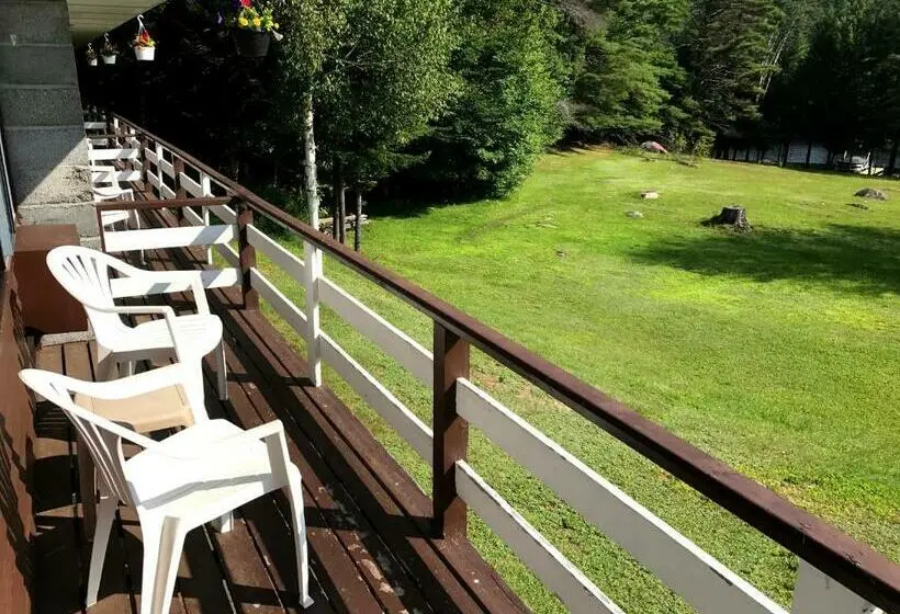 スタンダードルーム, The Lodge At Loon Lake