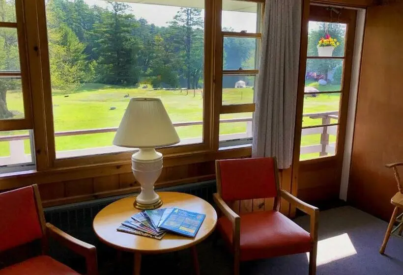 スタンダードルーム, The Lodge At Loon Lake