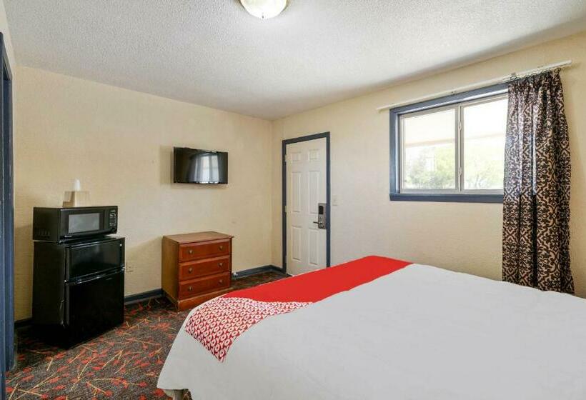 스탠다드 룸 킹사이즈 침대, Luling Inn