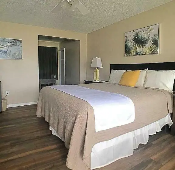 キングサイズベッドのデラックスルーム, Point Pleasant Manor