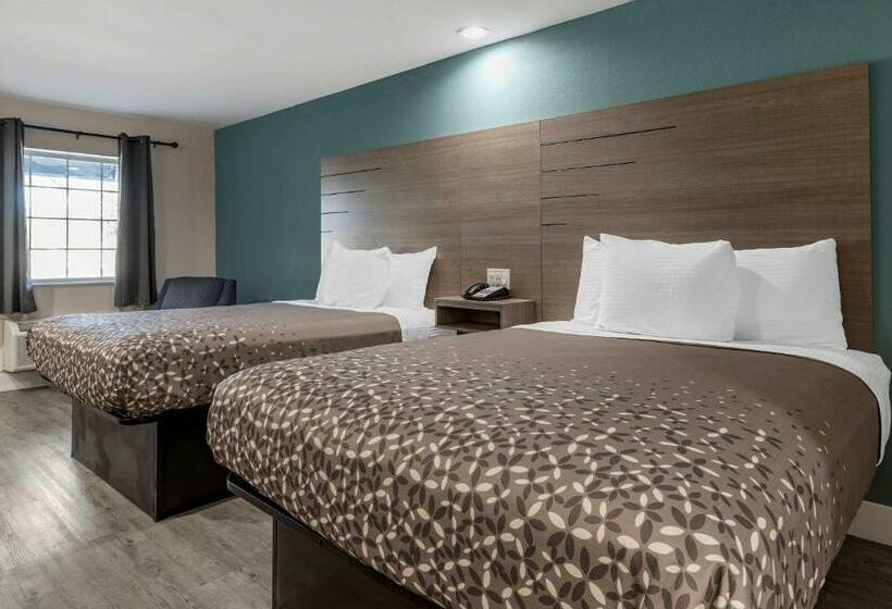 غرفه قياسيه سريرين مزدوجين, Rodeway Inn