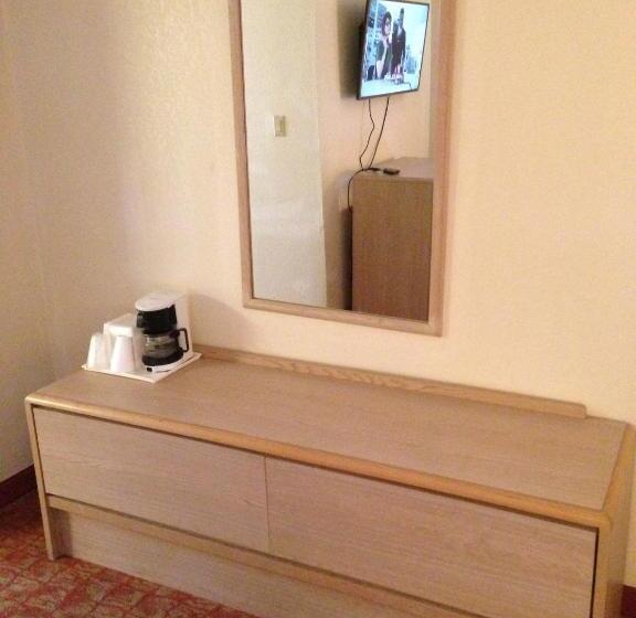 חדר סטנדרט שתי מיטות זוגיות, Sky Suites