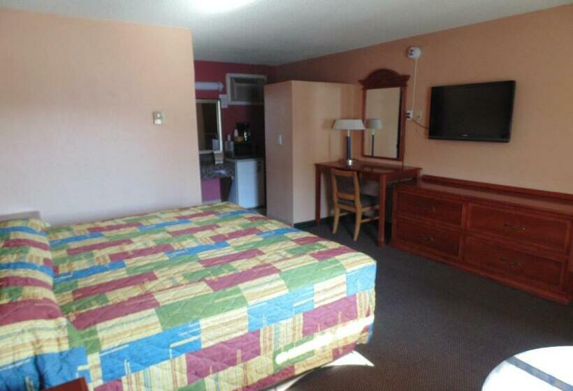חדר סטנדרט עם מיטת קינג, Western Inn & Suites