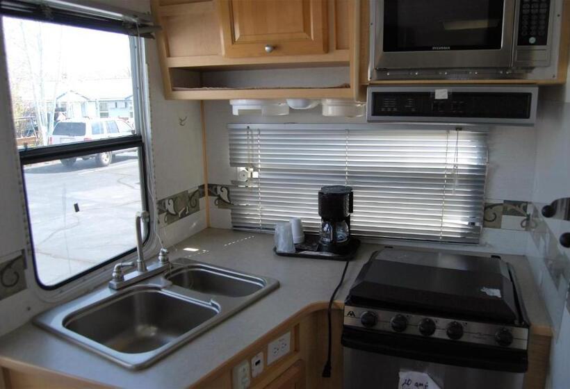 스탠다드 룸, Redwood Motel