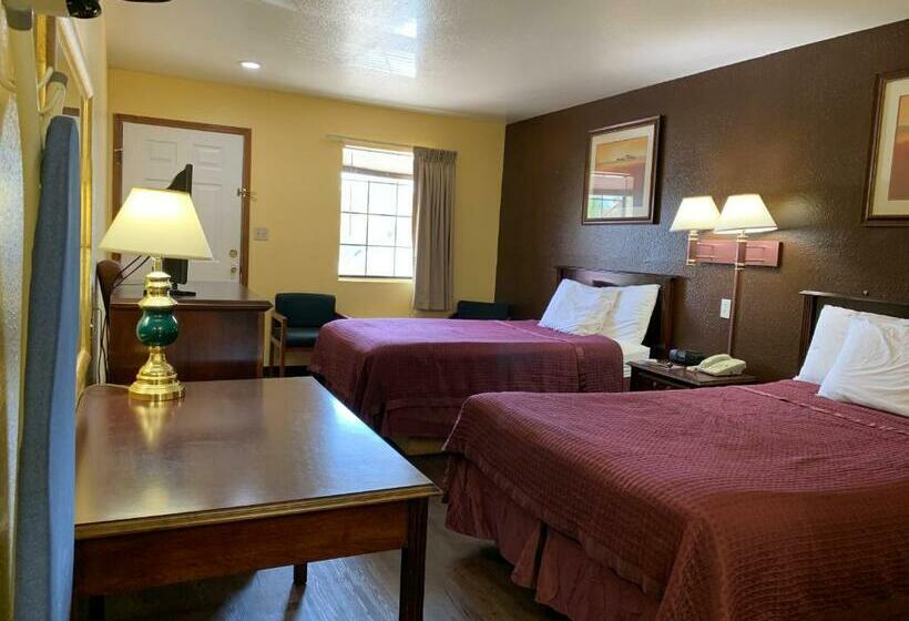 غرفه قياسيه سريرين مزدوجين, Southern Nights Motel