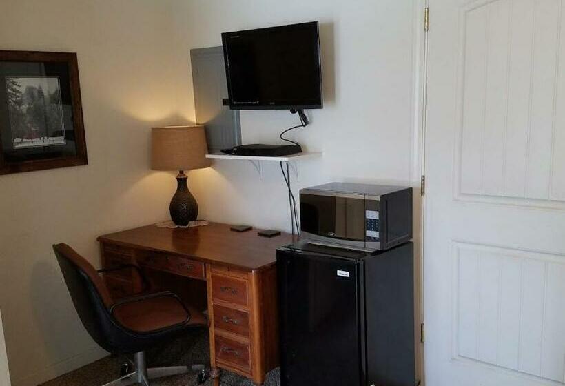 스탠다드 트리플 룸, Yosemite Nights B&b