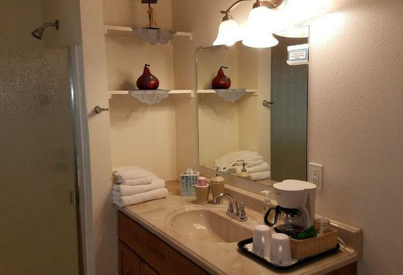 4인용 스탠다드 룸, Yosemite Nights B&b