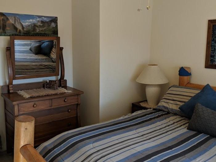 Четырехместный Номер Стандарт, Yosemite Nights B&b