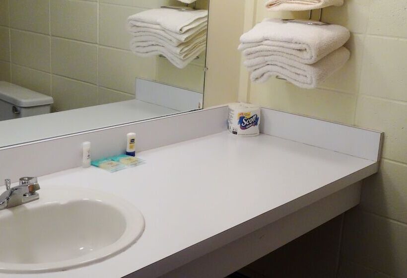 غرفة قياسية, Attican Motel   Attica   Batavia   Warsaw   Darien Lake