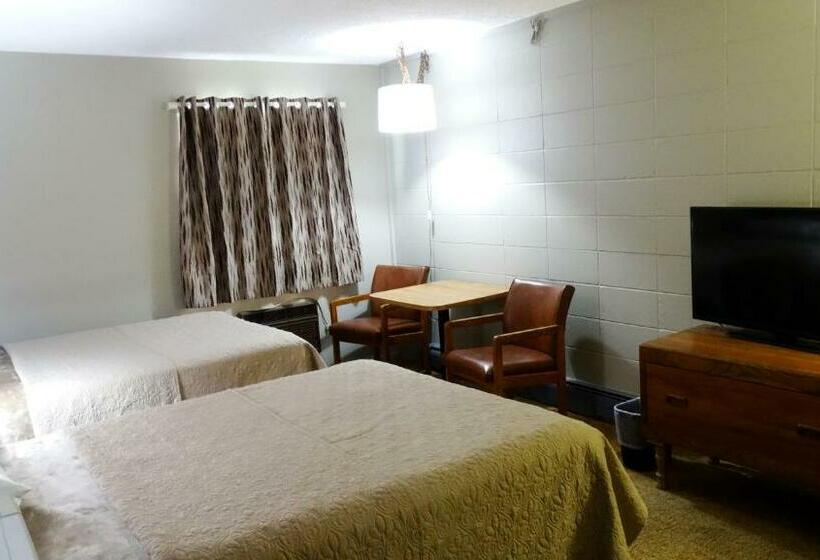 غرفه قياسيه سريرين مزدوجين, Attican Motel   Attica   Batavia   Warsaw   Darien Lake