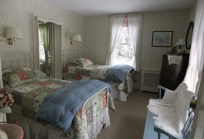 ファミリースイートの２ベッドルーム, Covered Bridge House