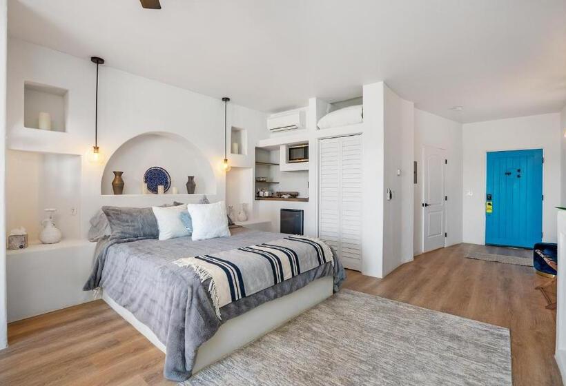 Deluxe Studio, Sirena Vineyard Resort