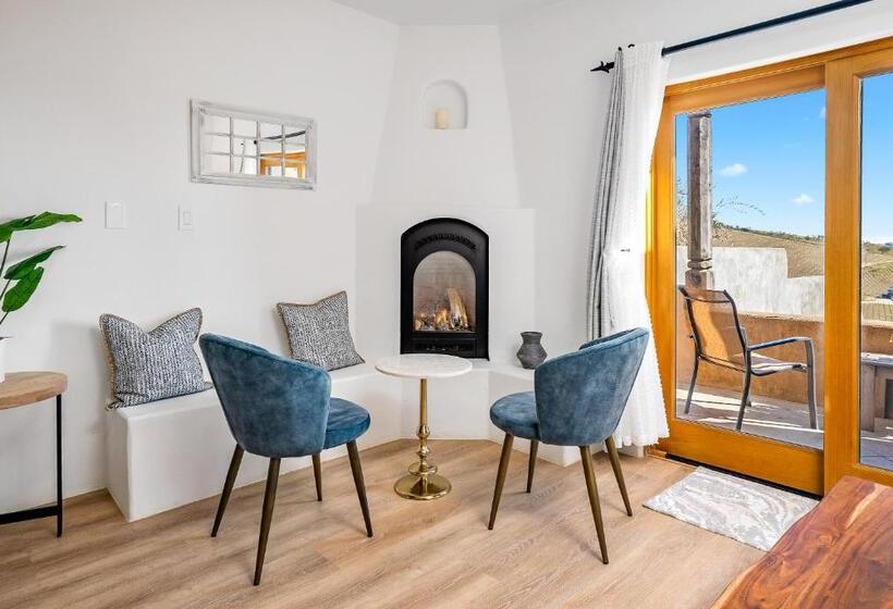 디럭스 스튜디오, Sirena Vineyard Resort