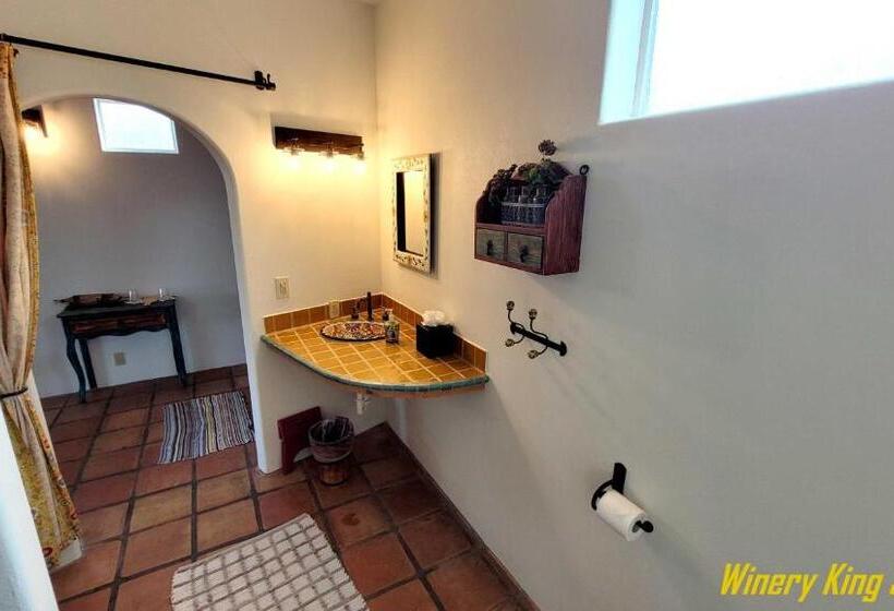 스탠다드 스튜디오 킹침대, Sirena Vineyard Resort