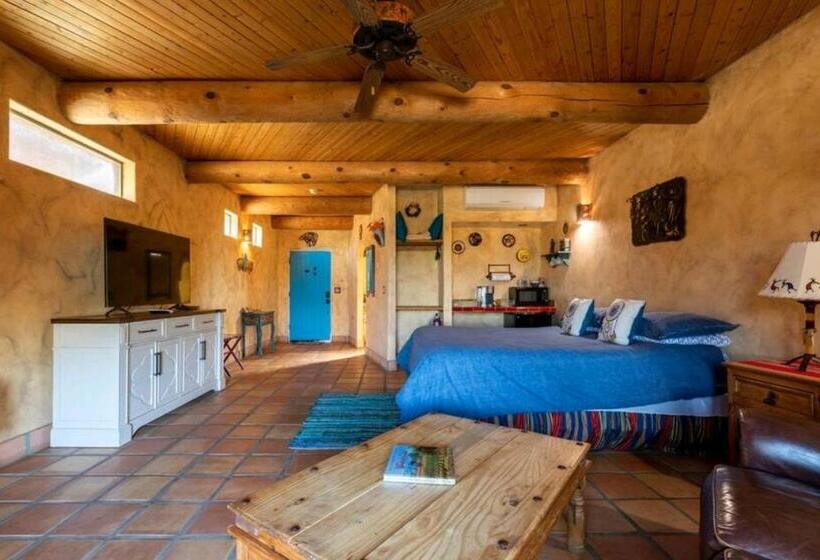 스탠다드 스튜디오 (전망), Sirena Vineyard Resort