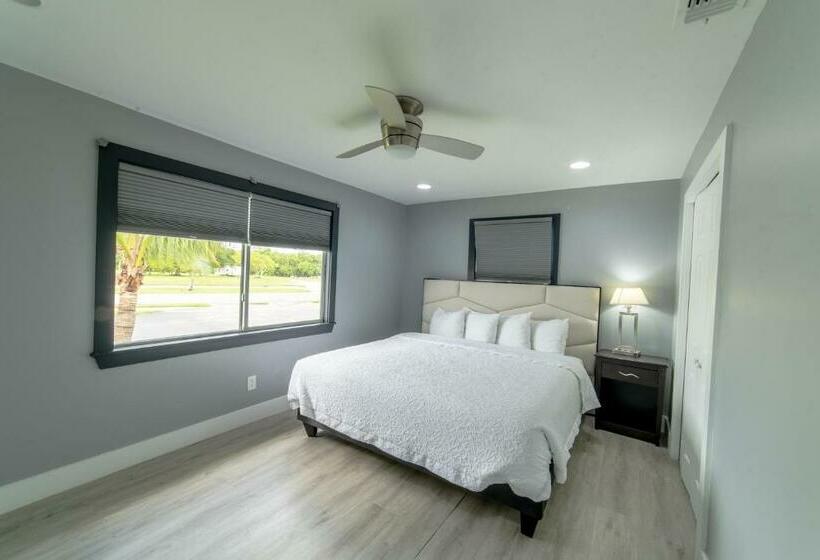 דירת שני חדרים, Everglades City Motel   Everglades Adventures Inn