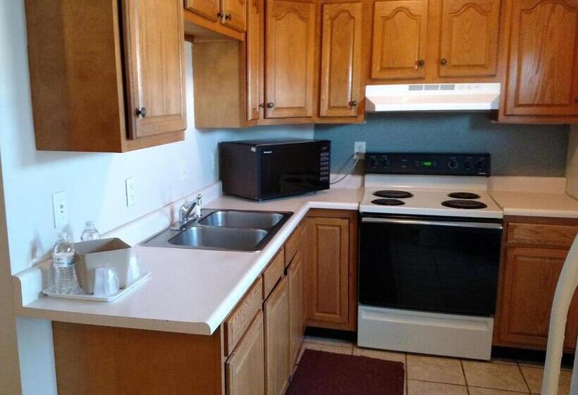 Номер Стандарт, Fairway Inn Florence Indiana