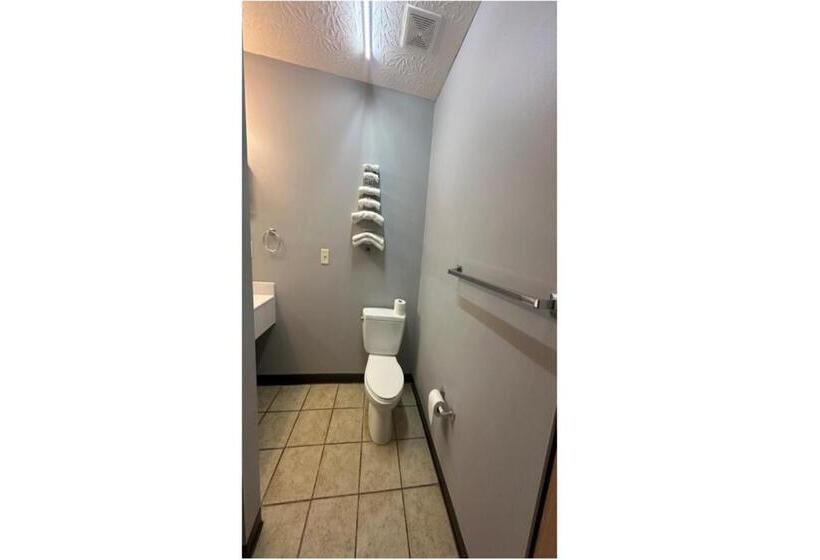 غرفة قياسية لذوى الاحتياجات الخاصة, Fairway Inn Florence Indiana