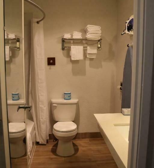 جناح سرير كينج, Baymont By Wyndham Roseburg