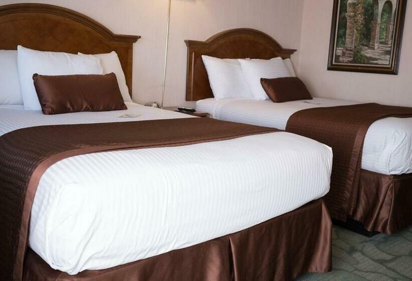 غرفة قياسية رباعية, Eldorado Inn Baker City