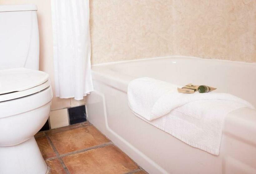 غرفة قياسية رباعية, Eldorado Inn Baker City