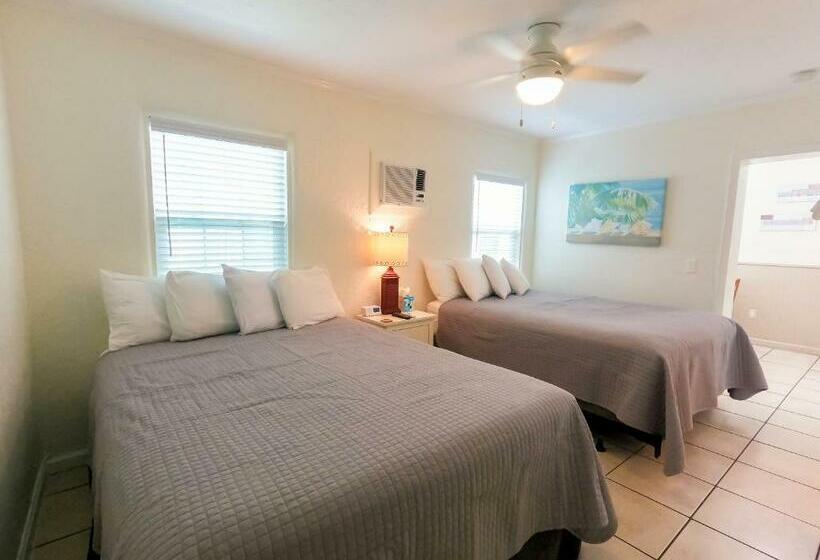 إستوديو قياسى, Haley S At The Anna Maria Island Inn