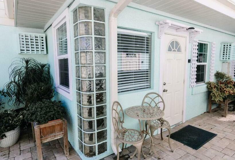 إستوديو قياسى, Haley S At The Anna Maria Island Inn