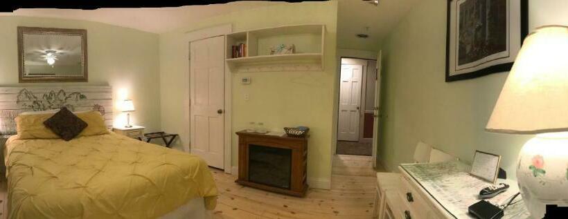 غرفة قياسية, The Tilton Inn